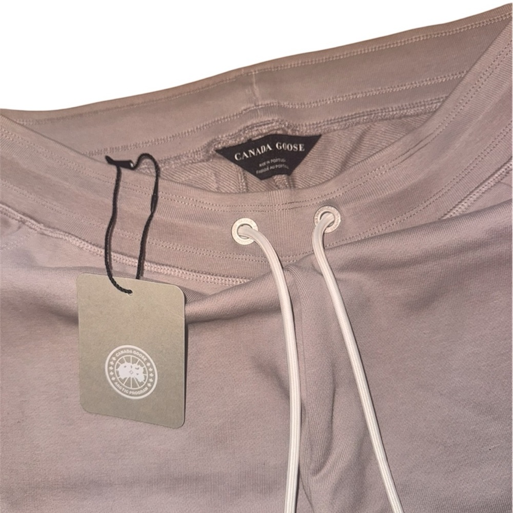 NEW Canada Goose WITH TAG unisex sweatpants M
